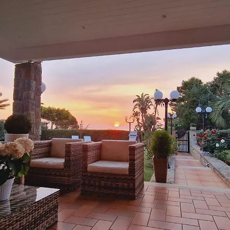 Santina - Cefalù