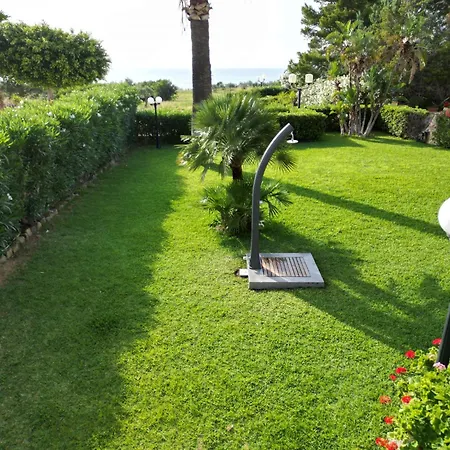 Santina - Cefalù